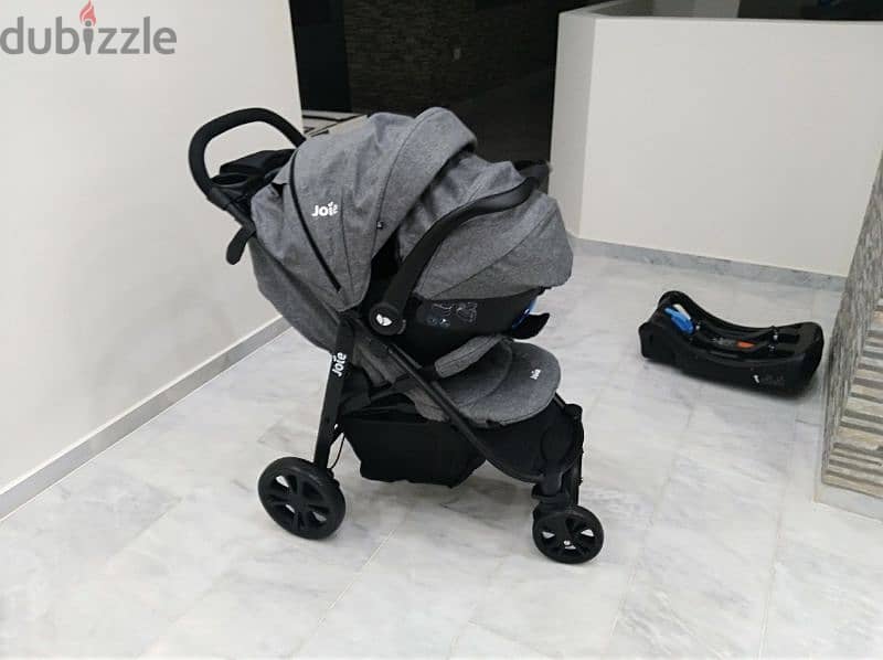 stroller and car seat with base 0