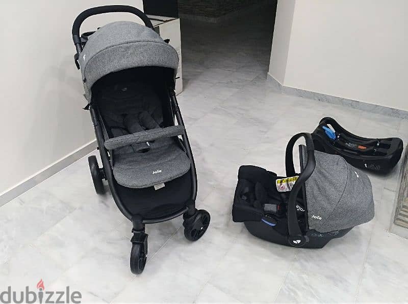 stroller and car seat with base 1