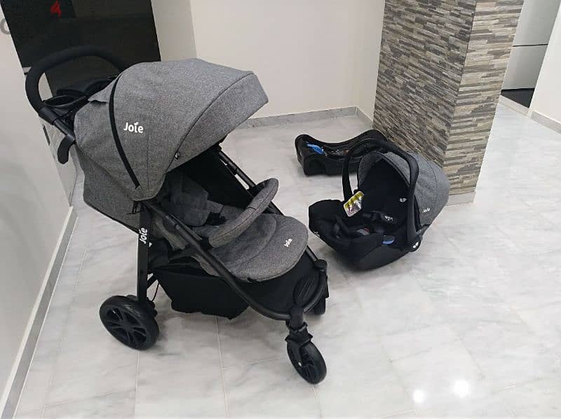 stroller and car seat with base 2