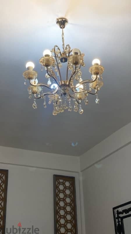 chandelier 0