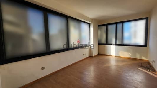 Office For Rent in Gemmayzeh مكتب للإيجار في الجميزة