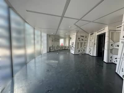 Office For Rent in Downtown مكتب للإيجار في وسط المدينة