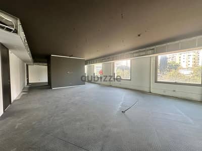 Office For Rent in Downtown مكتب للإيجار في وسط المدينة