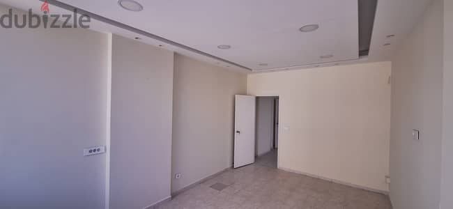 Office for Rent in Jdeideh مكتب للإيجار في جديّدة