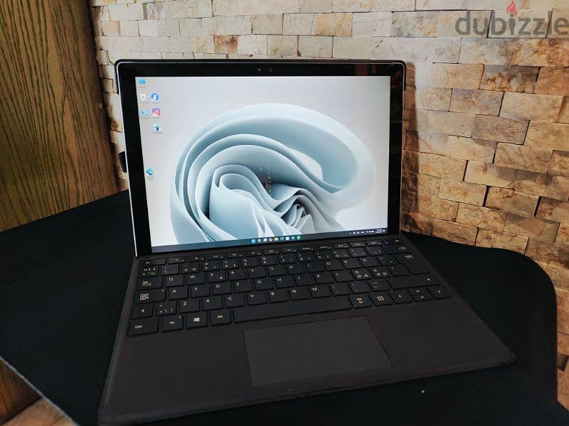 Microsoft surface pro 4 7