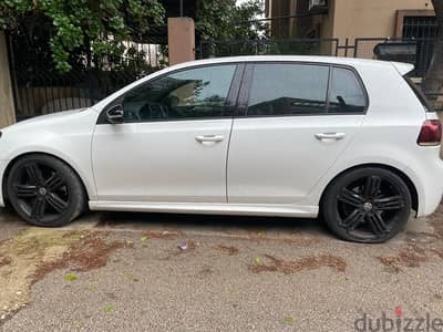 Volkswagen Golf R 2012