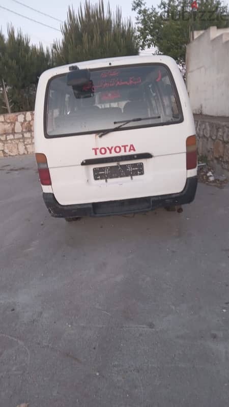 Toyota Hiace mini bus fol sale 2