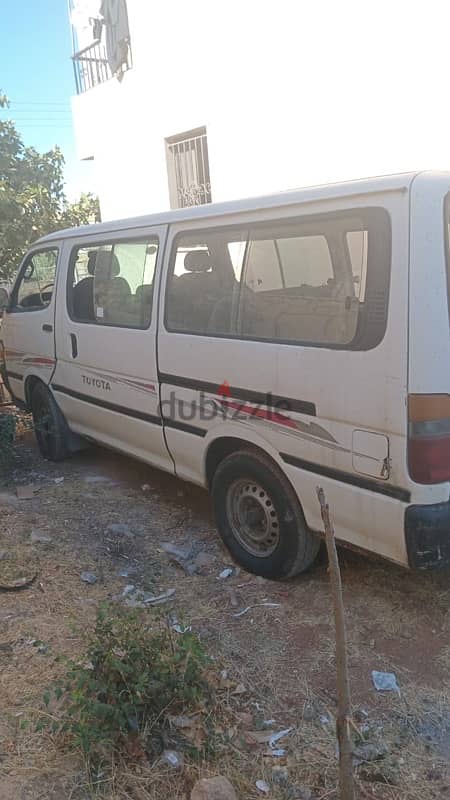 Toyota Hiace mini bus fol sale 3