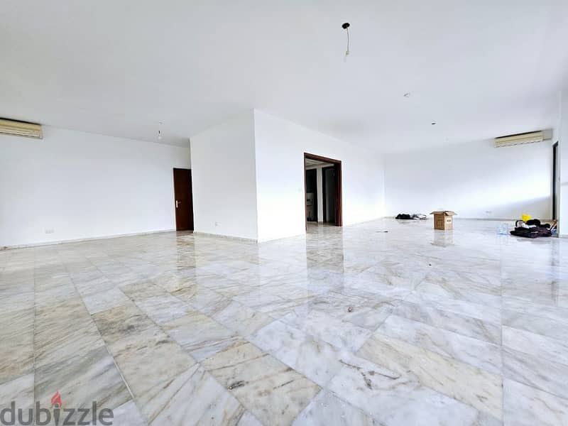 RA25-3962 Luxurious Apartment 360m² with Sea View in Manara 0