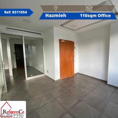 Prime location office in Hazmiyeh مكتب بموقع مميز جدا في الحازمية