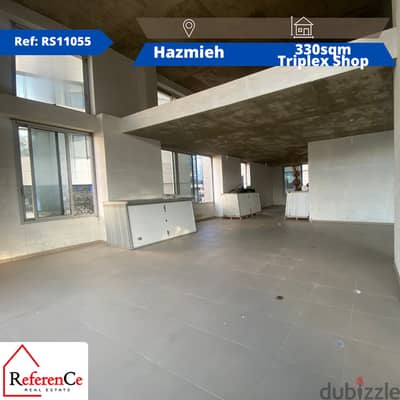 Triplex shop for rent in Hazmiyeh محل تجاري ثلاثي للايجار في الحازمية