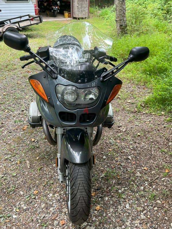 2004 BMW R1100S with only 5,686 0