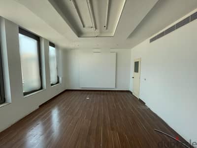 JH25-3965 Office 150m for rent in Downtown Beirut (24/7 Electricity)