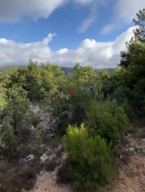 ارض للبيع في كفرقطرا الشوف  land for sale in kfar2tra 2