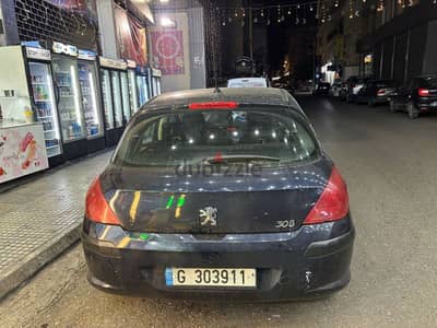 Peugeot 308 2011