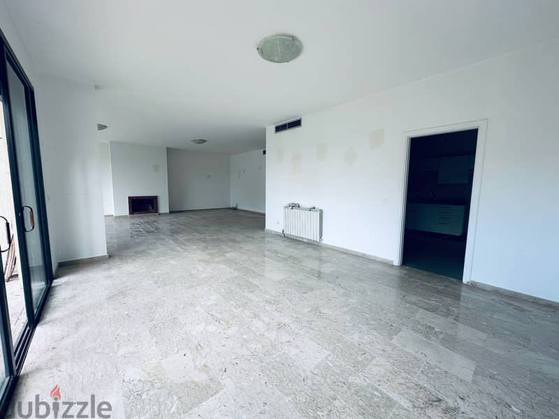 270 m² + 270 m² (terrace & garden) Apartment for Sale in Mrah Ghanem 0