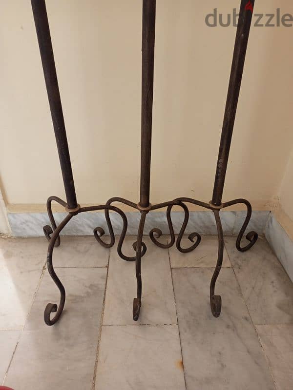 fer forgé candle stand 2