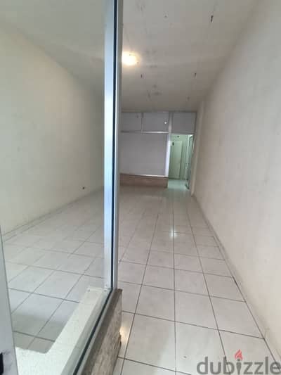 very prime location shop for rent in Zalka