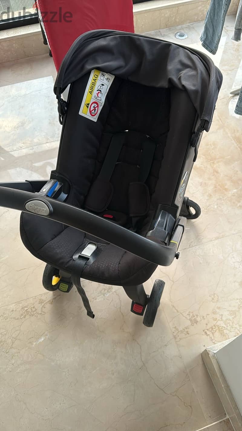 Doona stroller/ car seat 1