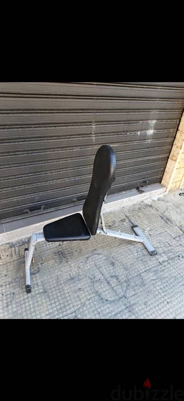 bench adjustable like new 0