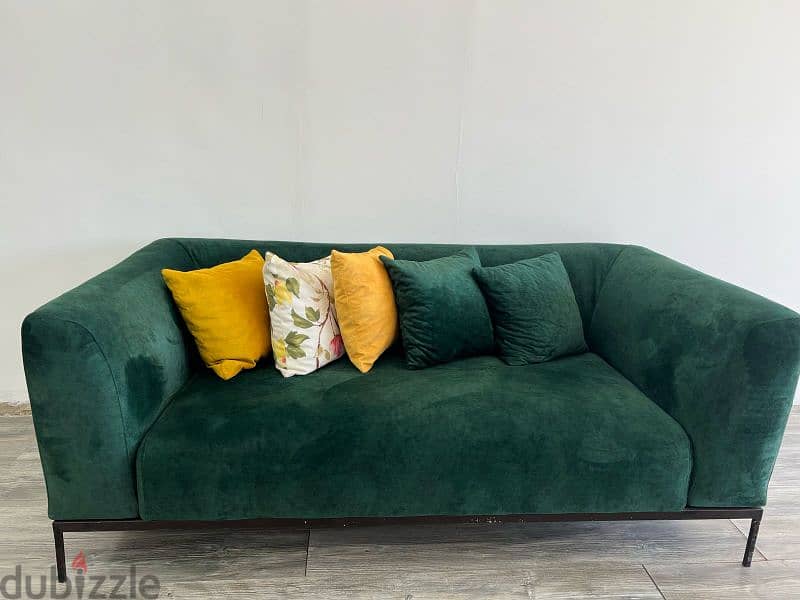 green sofa 1