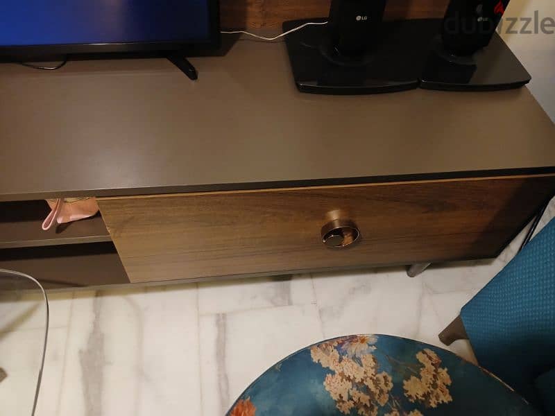 tv stand 3