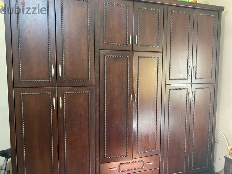 Premium Quality Wood Closet خشب زين 0