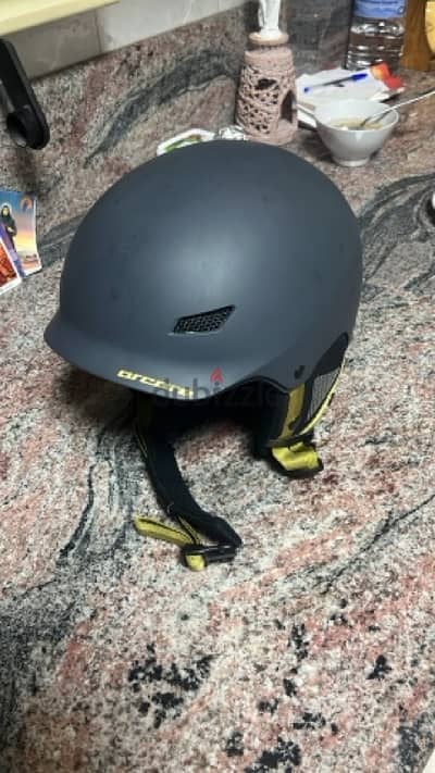 sķi and snowboard  helmet