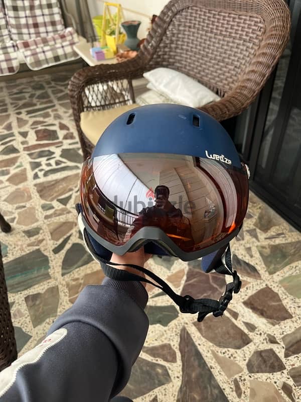 ski and snowboard helmet 3