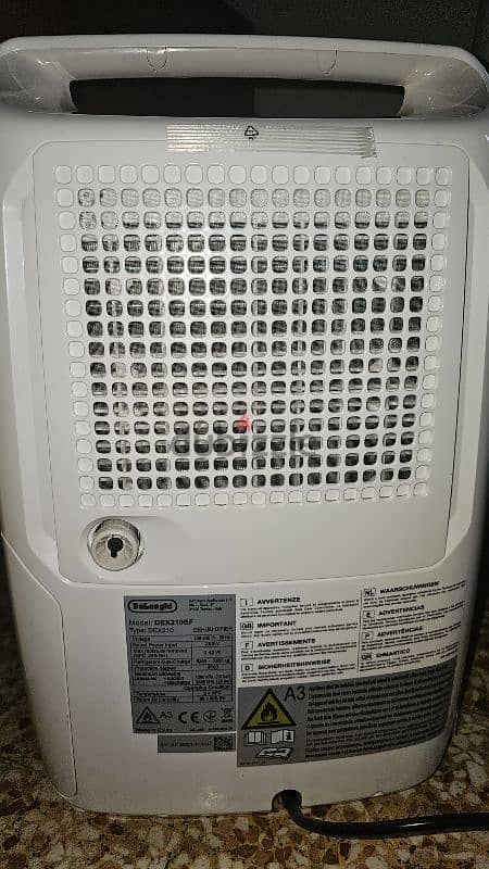 Delonghi Dehumidifier 3