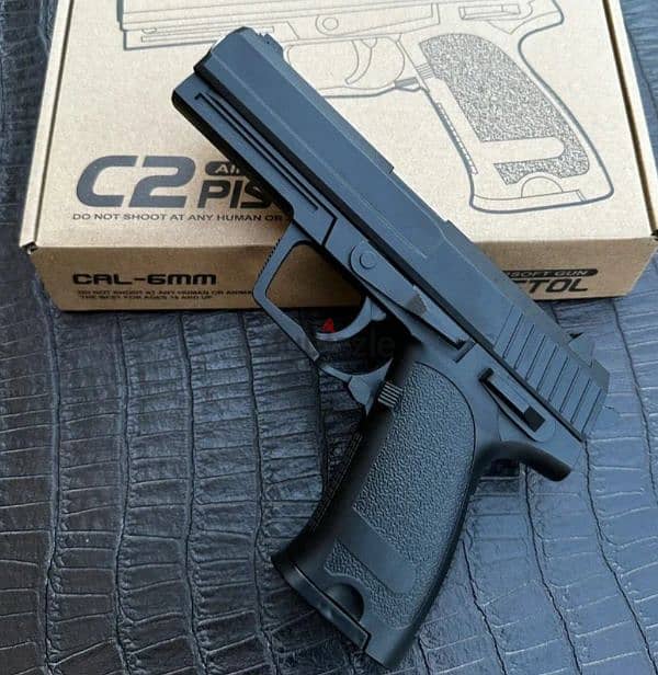 C2 Pistol full metal 1