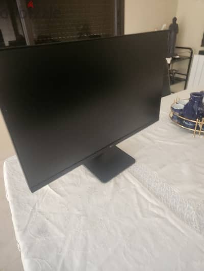 LG Monitor - Excellent Condition