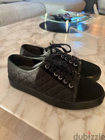 Black designer sneakers Pazolini, size 40, suede sneakers– Like New!