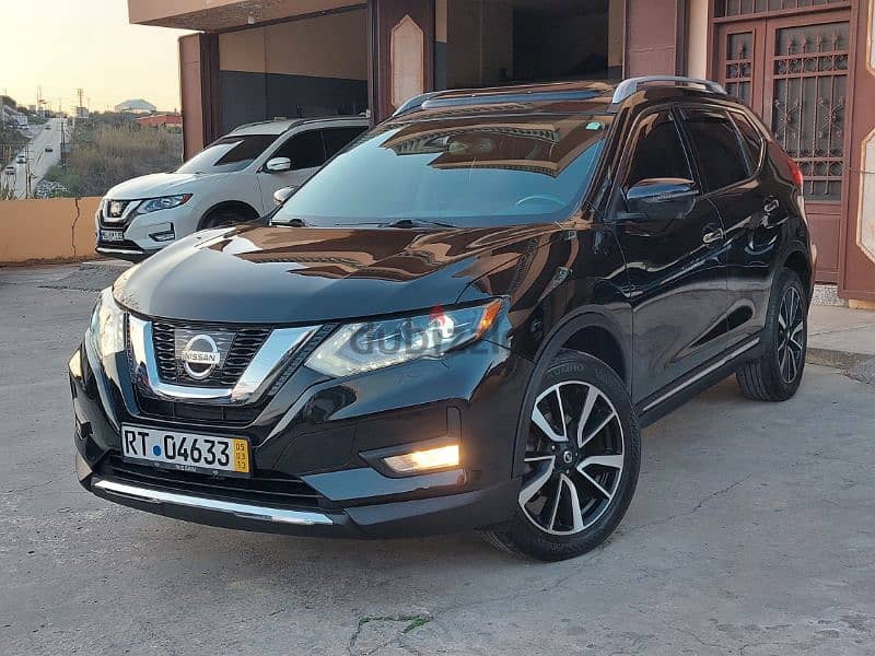 Nissan Rogue 2017 SL Platinium ajnabe super clean 0