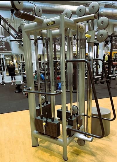 technogym 4 station like new 03139571