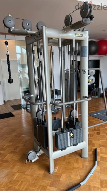 technogym 4 station like new 03139571 2