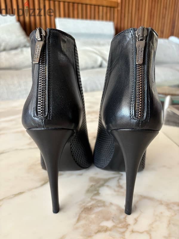 Luxury Baldinini Leather Ankle Boots – Like New! 3