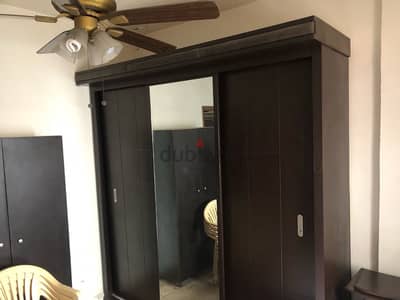 large wardrobe (خزانة كبيرة) in excellent condition. 150$