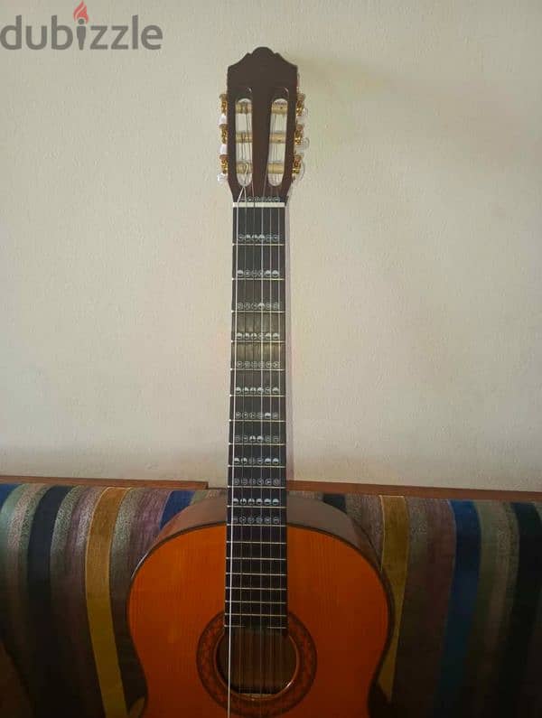 Yamaha C70 classical guitar 3