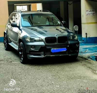 BMW X5 4.8i V8