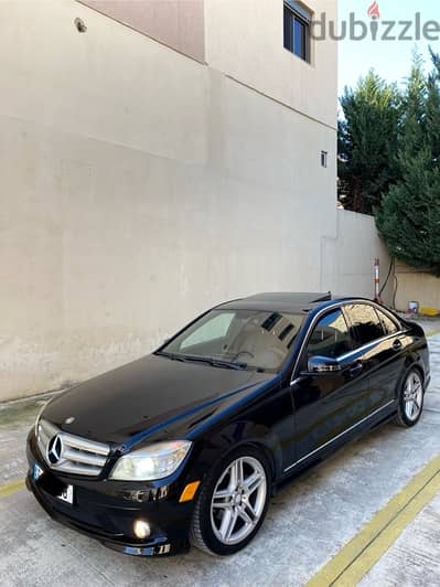 Mercedes-Benz C-Class 2010 one owner like new