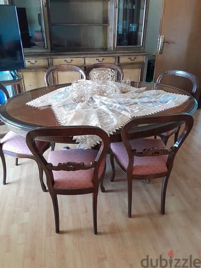 dining room furniture