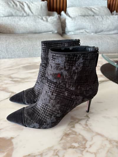 Stylish Velvet Ankle Boots Charles&Keith – Size 39 – $60