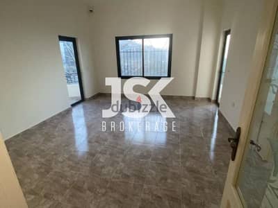 L17139 - Spacious Apartment For Rent in Aabey, Aley