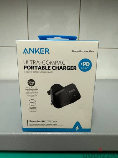 Anker ultra-compact portable usb-c charger 3pin powerport III 20w cube