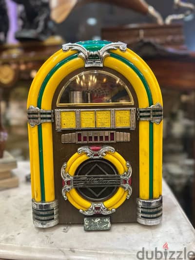 classic collector's edition AM/FM radio &cassette jukebox 1940' راديو