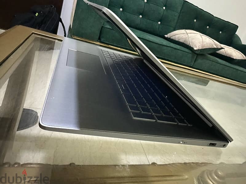 17.5” HP Laptop Like New! 6