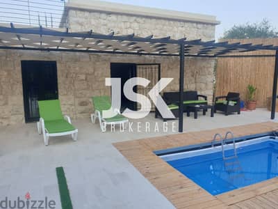 L17190 - Old House With Garden For Rent in Aabrine, Batroun