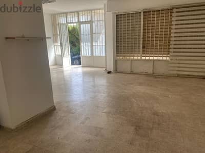 Ground Floor Warehouse for Rent in Sioufi