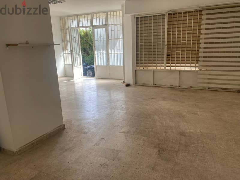 Ground Floor Warehouse for Rent in Sioufi 0